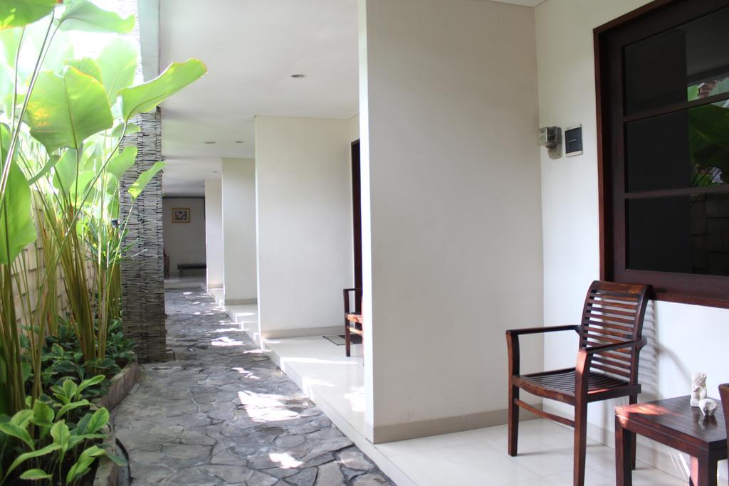 InKuta Residence&Villa Seminyak Esterno foto